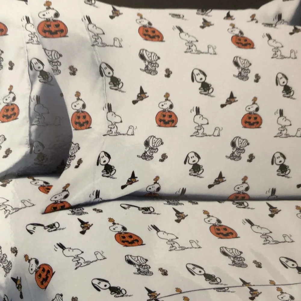 Peanuts SNOOPY Halloween QUEEN Sheet Set